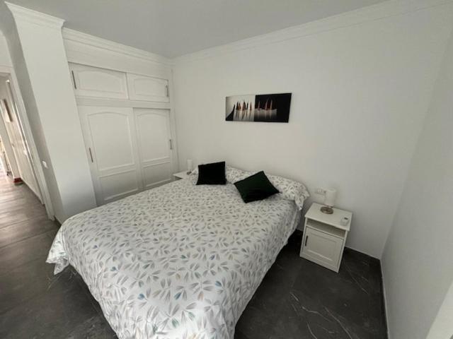 Apartamentos La Caracola El Medano La Mareta Екстер'єр фото